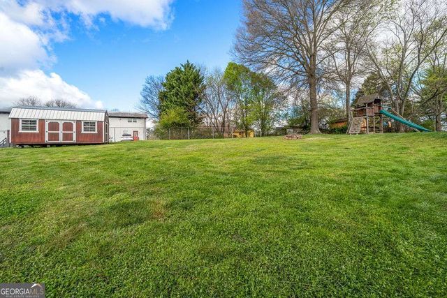 111 Edgewood Circle, Fort Oglethorpe, GA 30742