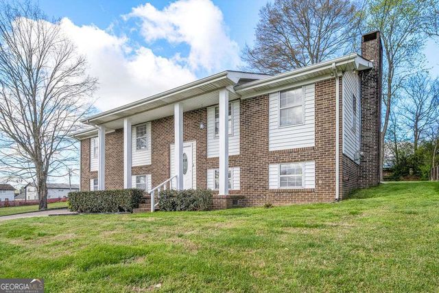 111 Edgewood Circle, Fort Oglethorpe, GA 30742