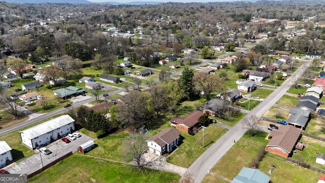 111 Edgewood Circle, Fort Oglethorpe, GA 30742