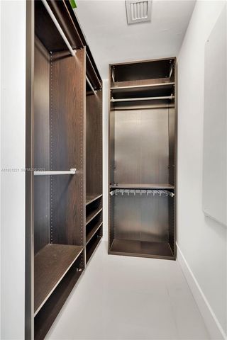 1300 Brickell Bay Dr 1704, Miami, FL 33131