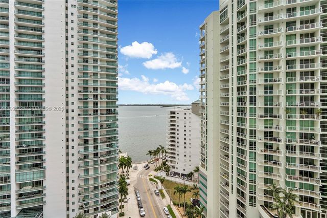 1300 Brickell Bay Dr 1704, Miami, FL 33131