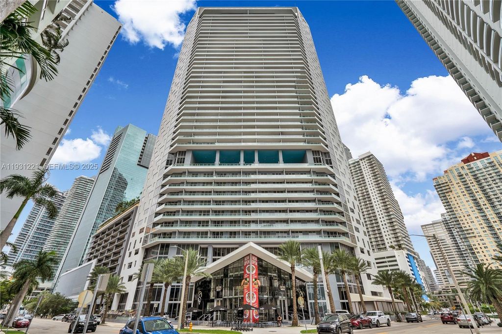 1300 Brickell Bay Dr 1704, Miami, FL 33131