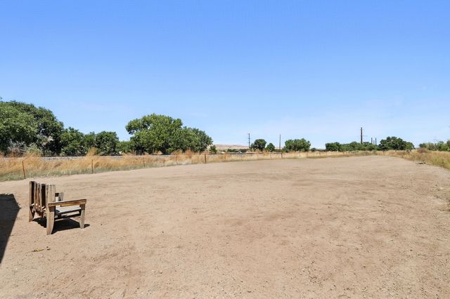 889 Highway 116, Bosque, NM 87006