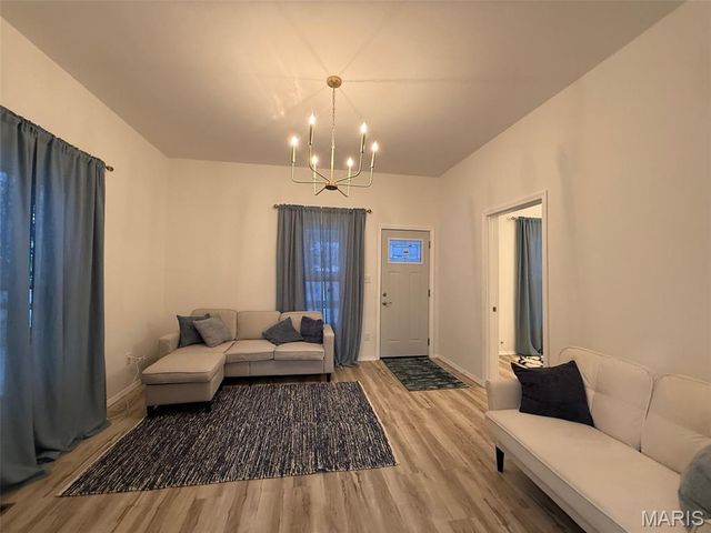 113 E Maple Street, Brownstown, IL 62418