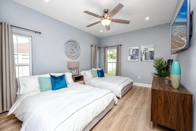 920 8TH AVENUE NW, Largo, FL 33770