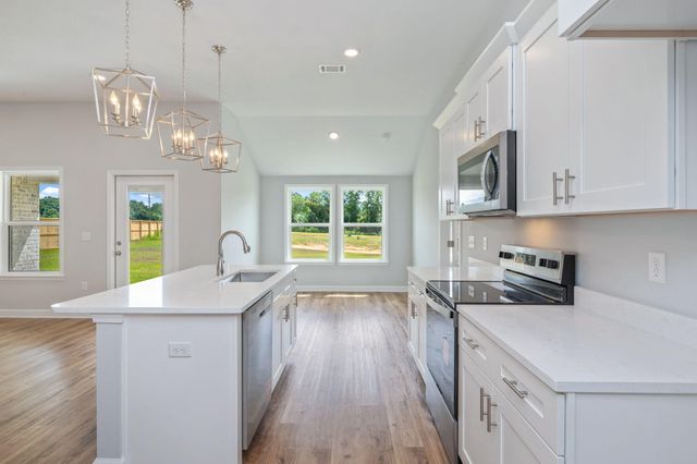 2804 Blackbird Court, Crestview, FL 32539