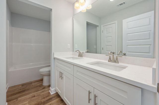 2804 Blackbird Court, Crestview, FL 32539