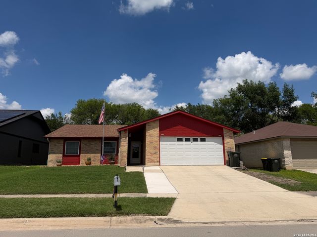 4814 CHERRY TREE DR, Schertz, TX 78108
