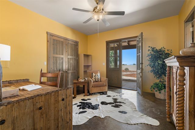 15 Rancho Mañana, Santa Fe, NM 87506