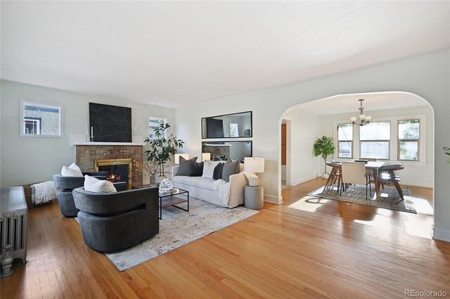 925 S University Boulevard, Denver, CO 80209