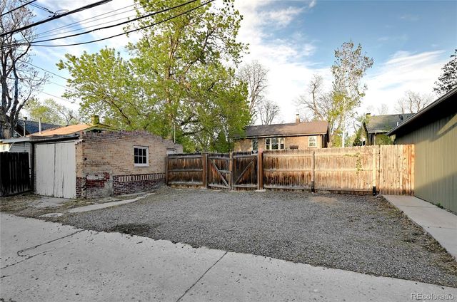 925 S University Boulevard, Denver, CO 80209