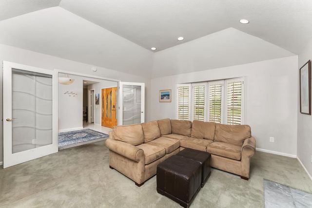 2230 Hillcrest Way, Carmichael, CA 95608