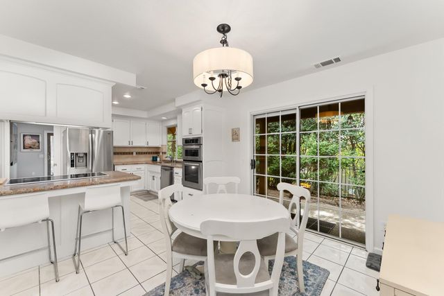 2230 Hillcrest Way, Carmichael, CA 95608