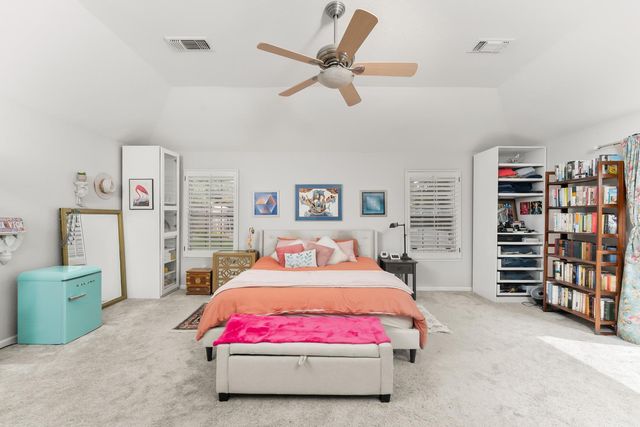 2230 Hillcrest Way, Carmichael, CA 95608