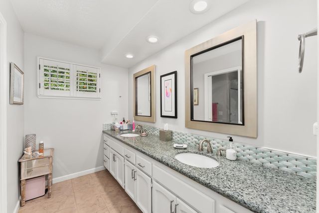 2230 Hillcrest Way, Carmichael, CA 95608