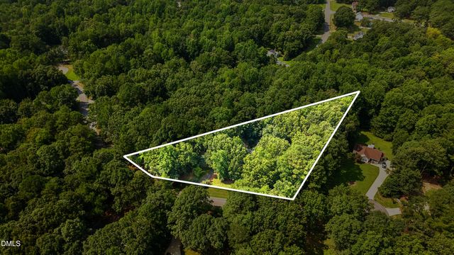 613 Bayleaf Circle, Clayton, NC 27527