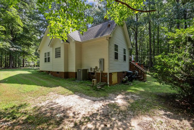 613 Bayleaf Circle, Clayton, NC 27527