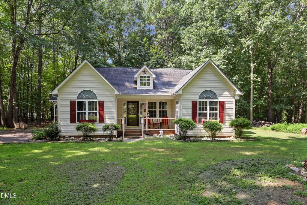 613 Bayleaf Circle, Clayton, NC 27527