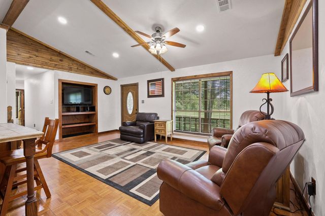 1045 Middle Road, Denison, TX 75021