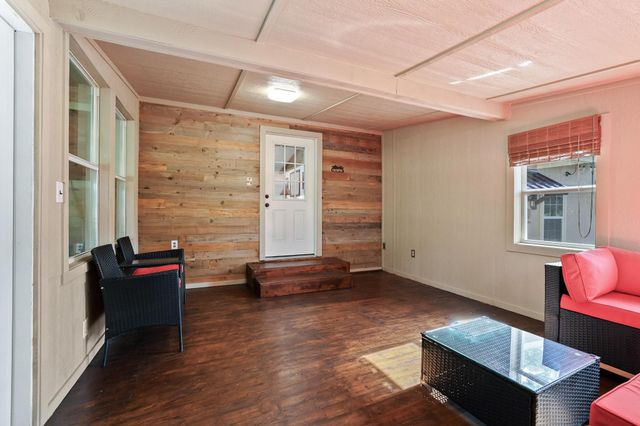 1045 Middle Road, Denison, TX 75021