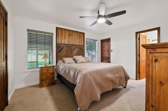 1045 Middle Road, Denison, TX 75021