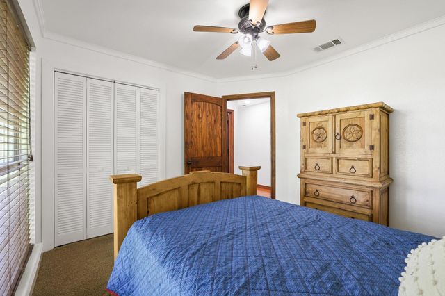 1045 Middle Road, Denison, TX 75021
