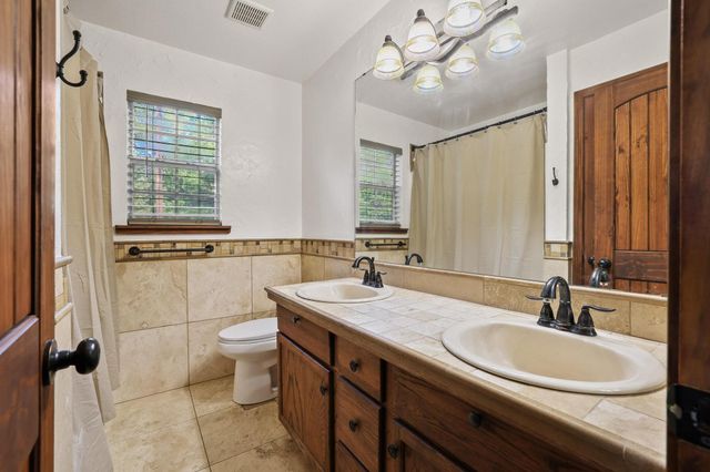 1045 Middle Road, Denison, TX 75021