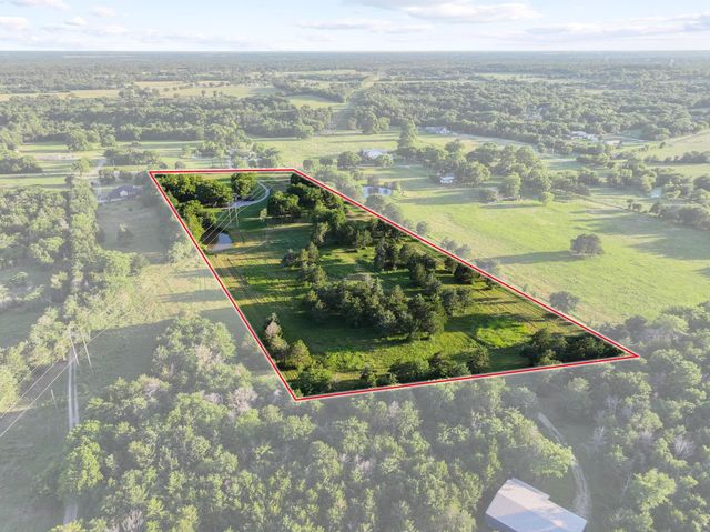 1045 Middle Road, Denison, TX 75021
