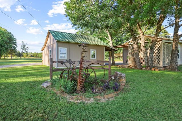 1045 Middle Road, Denison, TX 75021
