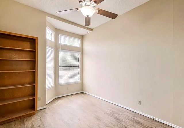 2802 Nueces ST 211, Austin, TX 78705