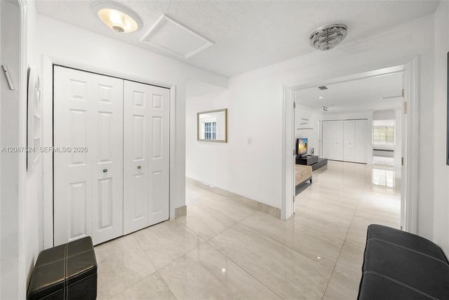 19885 NE 22nd Avenue, Miami, FL 33180