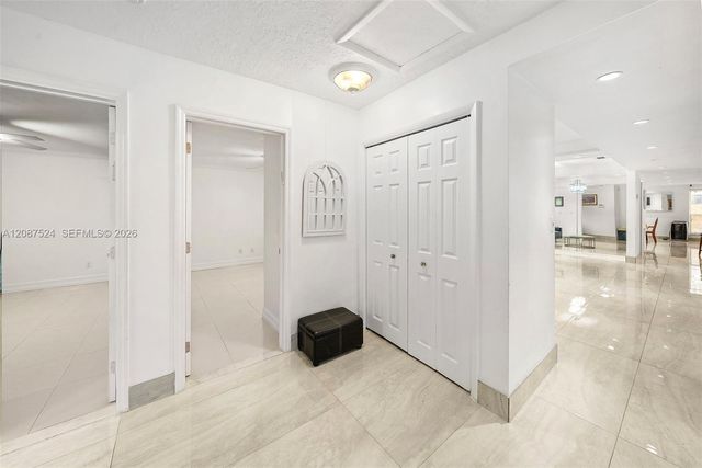19885 NE 22nd Avenue, Miami, FL 33180