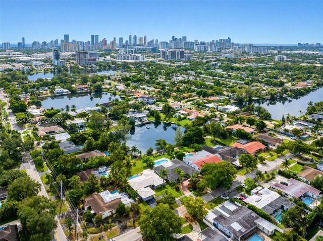 19885 NE 22nd Avenue, Miami, FL 33180