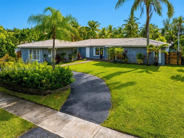 19885 NE 22nd Avenue, Miami, FL 33180