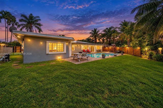 19885 NE 22nd Avenue, Miami, FL 33180