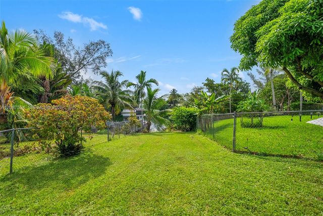 19885 NE 22nd Avenue, Miami, FL 33180