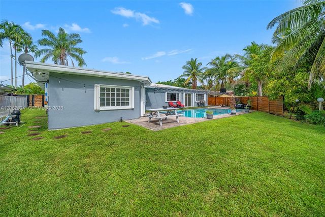 19885 NE 22nd Avenue, Miami, FL 33180