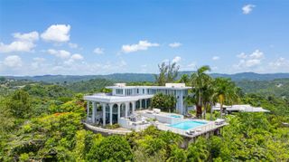 7 LA ROCA STREET BEVERLY HILLS, Guaynabo, PR 00965