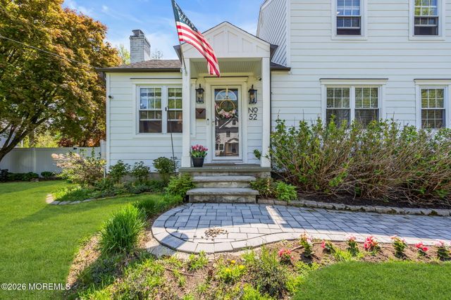 52 Thomas Avenue, Shrewsbury Boro, NJ 07702