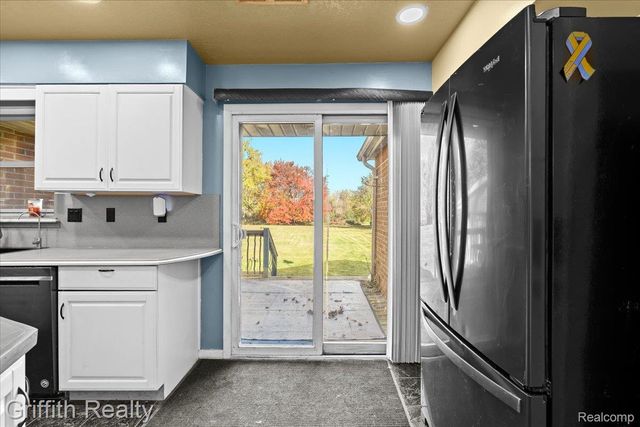 1044 W Rowland Street, Mundy Township, MI 48507