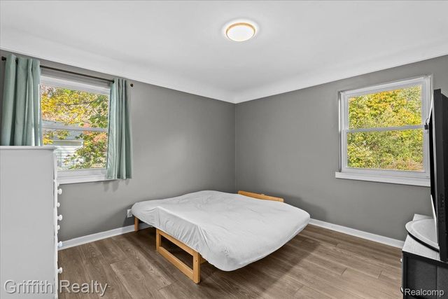 1044 W Rowland Street, Mundy Township, MI 48507