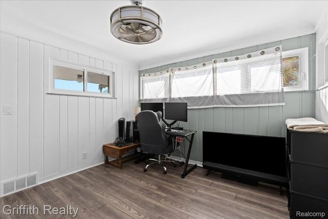 1044 W Rowland Street, Mundy Township, MI 48507