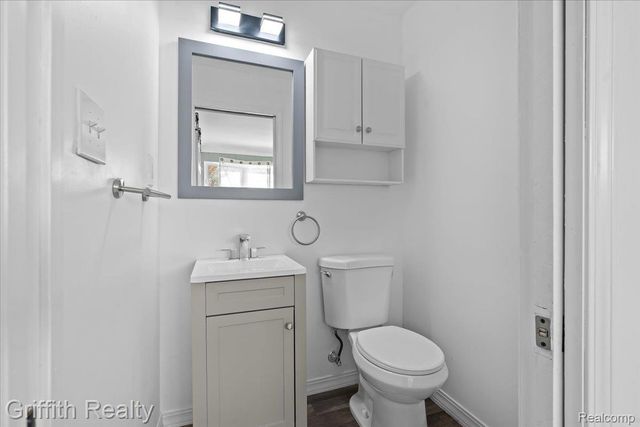 1044 W Rowland Street, Mundy Township, MI 48507