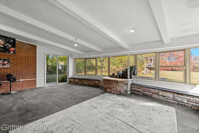 1044 W Rowland Street, Mundy Township, MI 48507