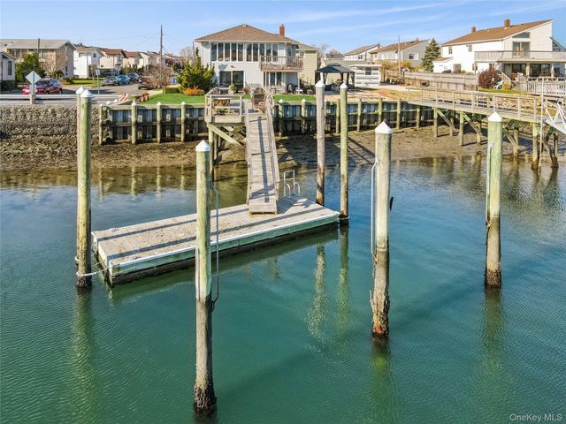 255 Delaware Avenue, Island Park, NY 11558