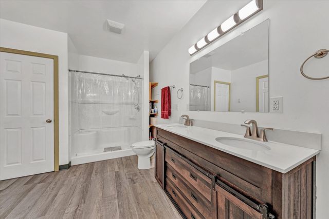 5432 Quail Ridge CIR, Roanoke, VA 24018