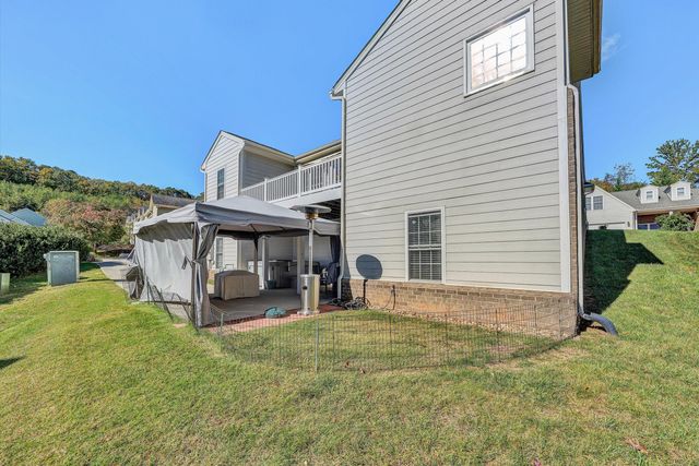 5432 Quail Ridge CIR, Roanoke, VA 24018