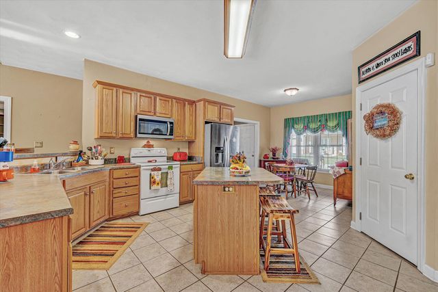 5432 Quail Ridge CIR, Roanoke, VA 24018