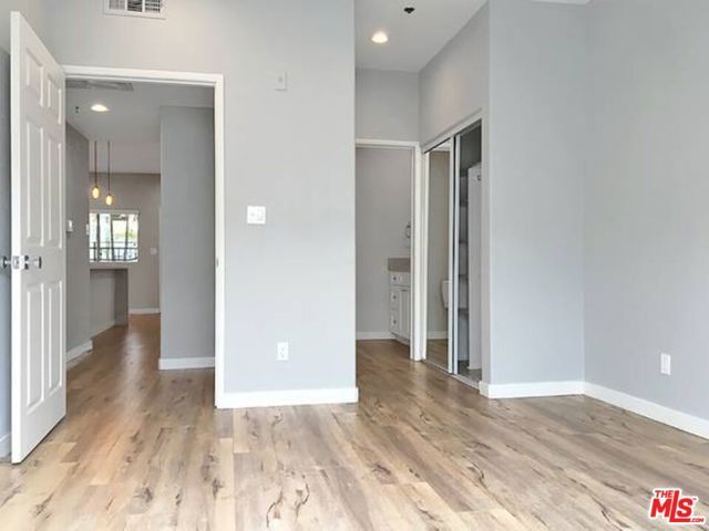10560 SANTA MONICA 203, Los Angeles, CA 90025