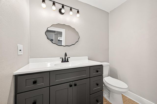 830 Threadneedle Street 240, Houston, TX 77079